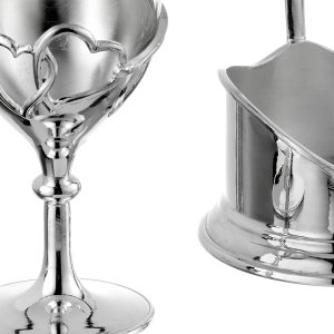Heart-Shaped Wine Glass and Stand Set