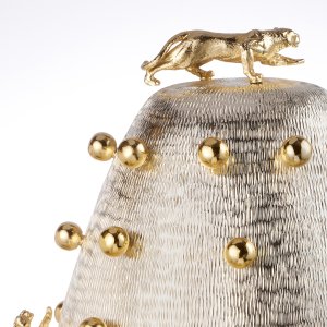 Silver-Plated Decorative Dome with Climbing Animal Motifs – Artistic Brass Statement Piece