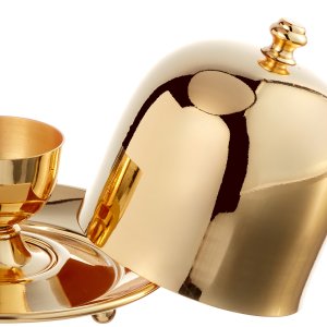 Golden Elegance Covered Delight Set