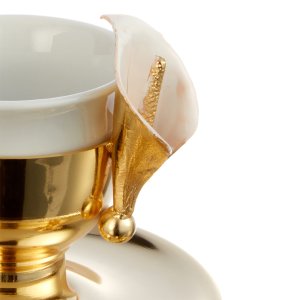 Gold-Tone Coffee Cup with Calla Lily Handle – Floral Elegance in Silver-Plated Brass