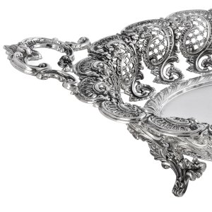 Baroque Lace – Silver-Plated Brass Tray with Ornate Filigree Design