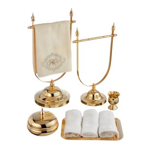 Gilded Towel Bar Set