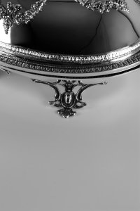 Oval Caviar Stand